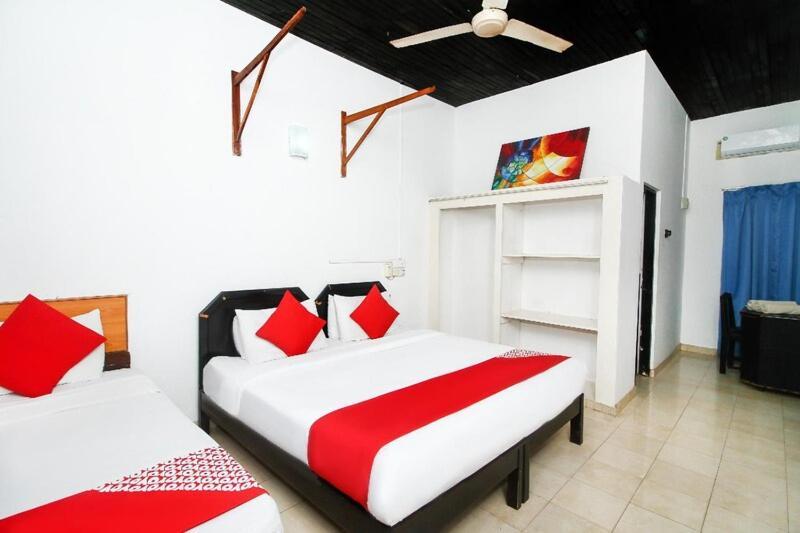 Ceylonica Beach Hotel Negombo Exterior foto