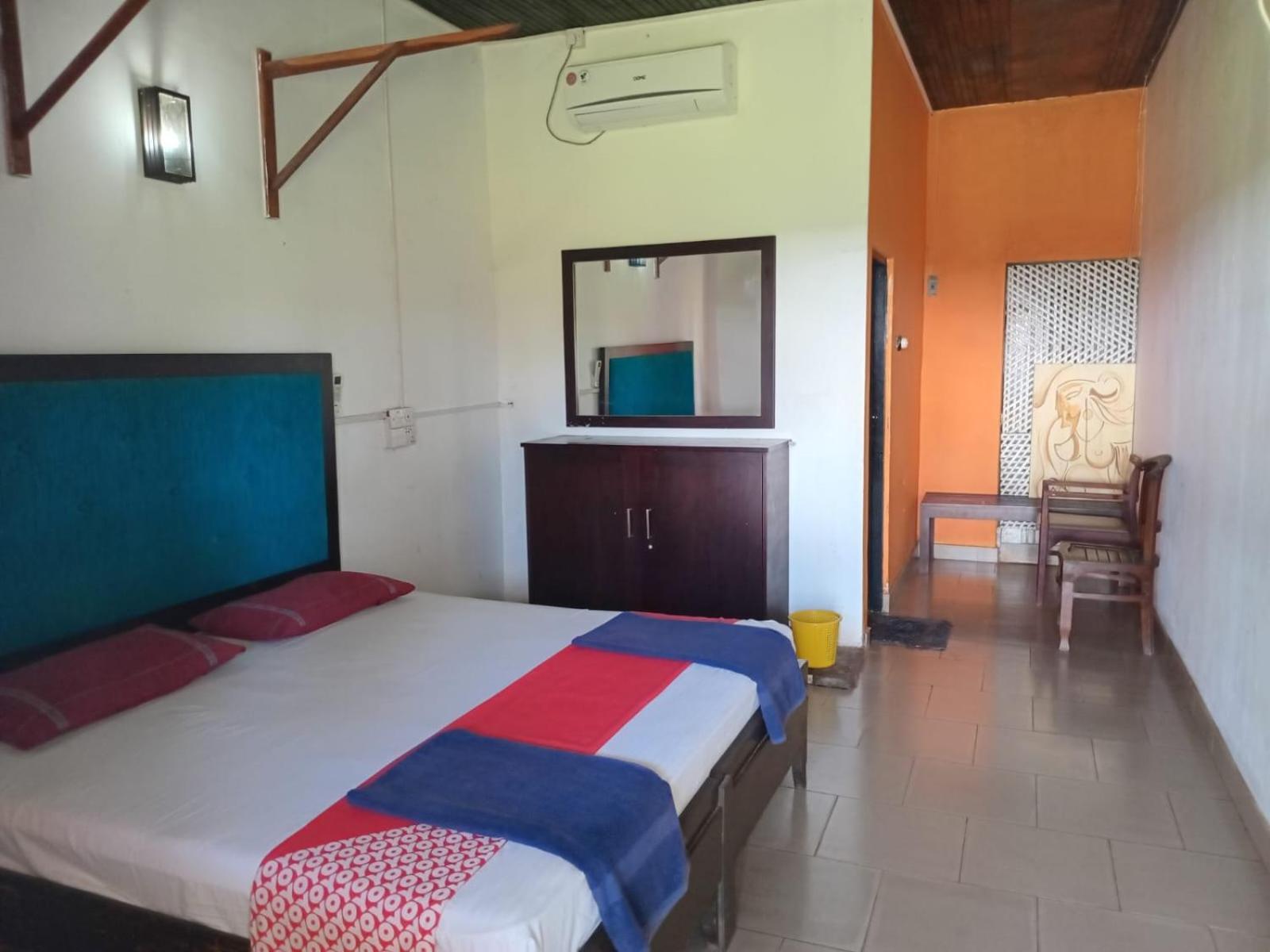 Ceylonica Beach Hotel Negombo Exterior foto
